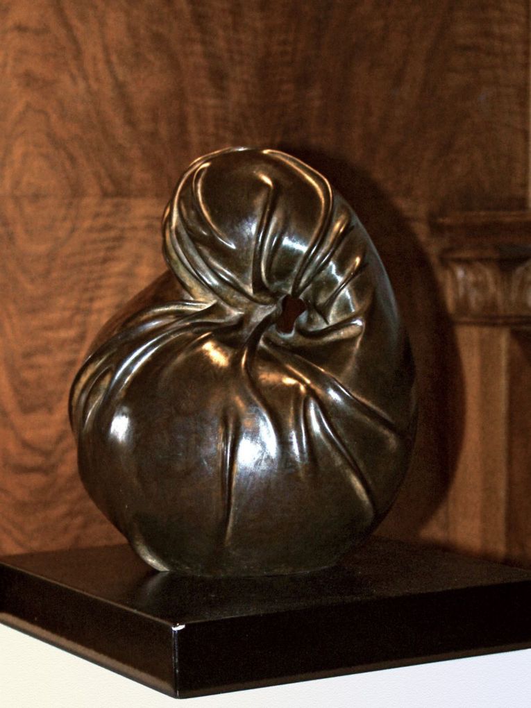 Margo: Naia, 1977, Bronze, 24 x 25 x 26,5(H)cm